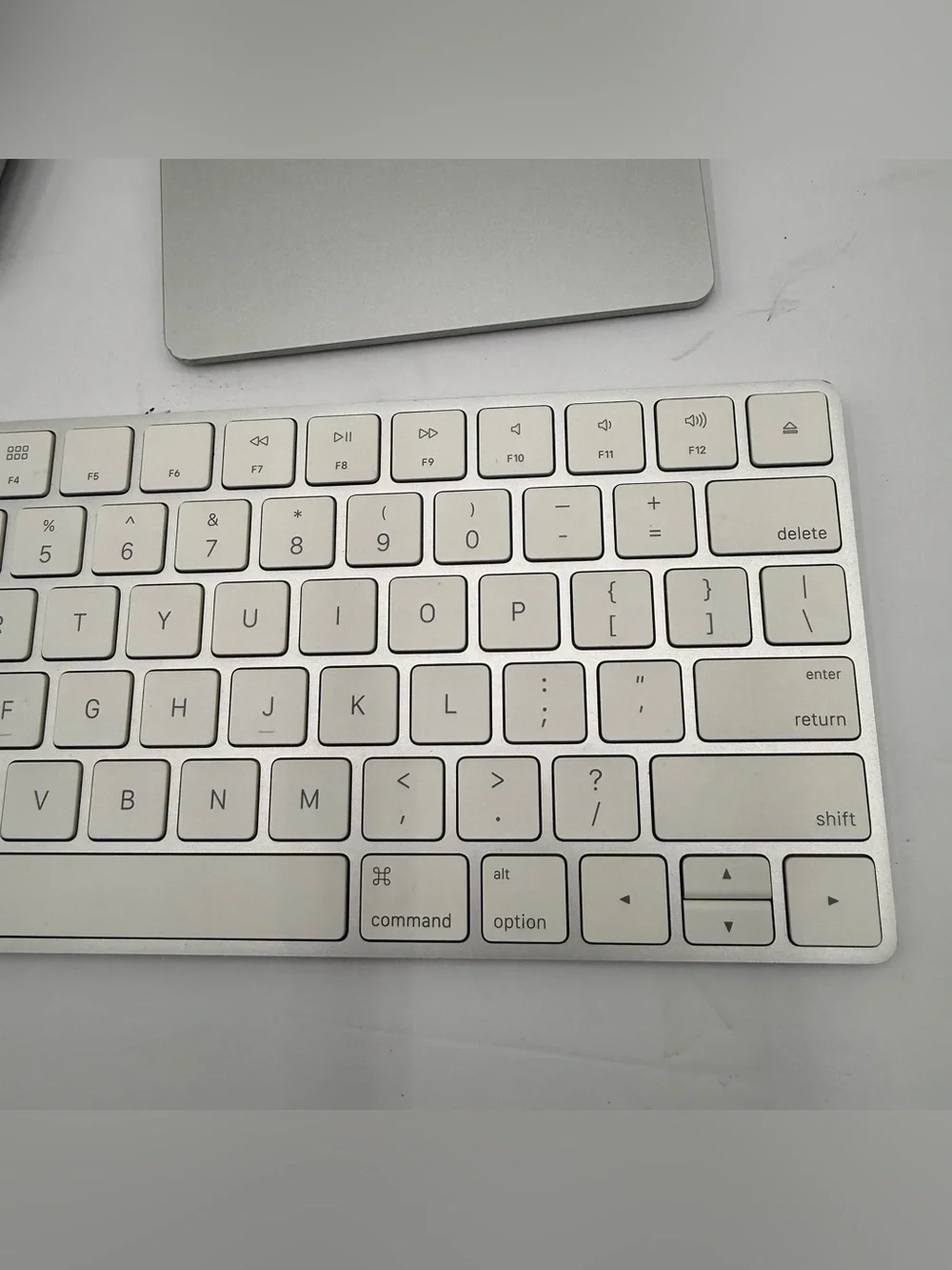 E5 Apple Wireless Keyboard (A1644) Magic Mouse (A1296) Magic Trackpad (A1339)